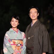 堺雅人&高畑充希が“奉納上映”鎌倉・鶴岡八幡宮で