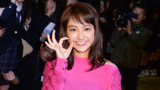 中島健人&知念侑李、女子高にサプライズ登場で悲鳴!甘い言葉でJK200人骨抜きに