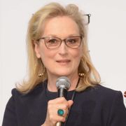 オスカー女優、セクハラ問題めぐりモノ申す!映画並みの告発ポスターも出現