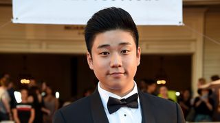 テラハ新シーズン、元メンバーがYouTubeで斬る
