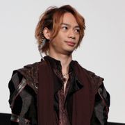 池田純矢、『牙狼』衣装に貴乃花親方風とツッコミ