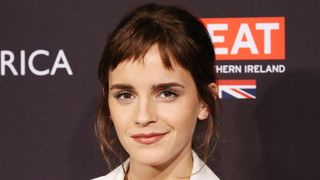 エマ・ワトソン前髪ばっさり!キュートに大幅イメチェン