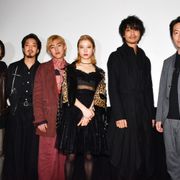 浅野忠信&Charaの娘・SUMIREがスクリーンデビュー!堂々の舞台あいさつ