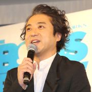 ムロツヨシ、赤ちゃん役で「舞台やりたい」とアピール?