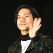 錦戸亮、観客と一緒に映画を観ていた!サプライズに騒然!