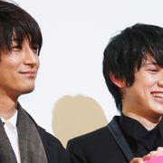 渡邉剣&天野浩成、年の差ボーイズラブ映画のキスシーン裏話
