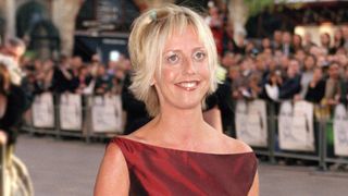 『ノッティングヒルの恋人』ヒュー・グラントの妹女優、53歳で死去