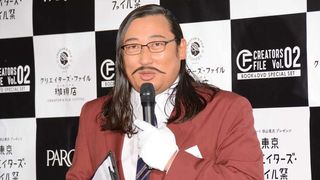 ロバート秋山「クリエイターズ・ファイル」オカキンとなりファンと交流