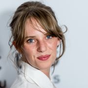 美人すぎ!「ストレンジャー・シングス」にユマ・サーマンの娘