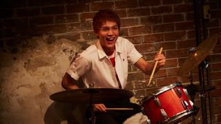 華麗すぎ…！中川大志、ドラム練習映像が公開『坂道のアポロン』