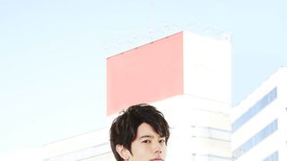 まさかの土管ショット！「仮面ライダーエグゼイド」岩永徹也、未掲載の写真集カット公開！