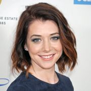 「ママと恋に落ちるまで」アリソン・ハニガン、新コメディードラマに出演!