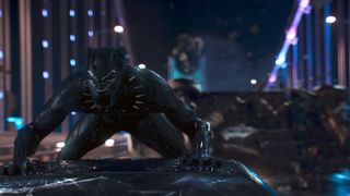 『ブラックパンサー』スーパーヒーロー映画史上最大のヒット作に!アベンジャーズも超えた!