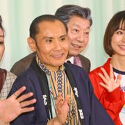 「ヨガ7時間」片岡鶴太郎、25年ぶり舞台も余裕の顔