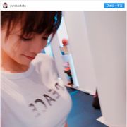 釈由美子、ウエスト57センチ!美腹筋に「素晴らしい」と反響