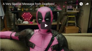 デッドプールがピンクに！一体なんで？