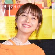 佐々木希、妊娠発表後初の公の場!主演ドラマ会見に笑顔で