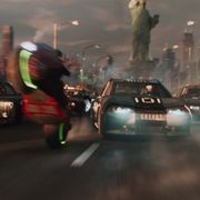 デロリアンと金田バイクのデッドヒート!『レディ・プレイヤー1』奇跡の冒頭レース映像公開!