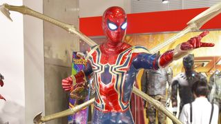 『アベンジャーズ』等身大フィギュア&本物衣装ズラリ!特別イベントがスタート