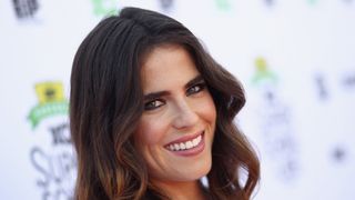 「殺人を無罪にする方法」ローレル役、カーラ・ソウザに女児誕生
