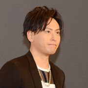 三代目JSB山下健二郎、可愛すぎる幼少期!お母さんにそっくりと反響
