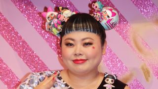 渡辺直美“インスタ映え姿”で登場!ちょいワルベイビードールのアンバサダーに