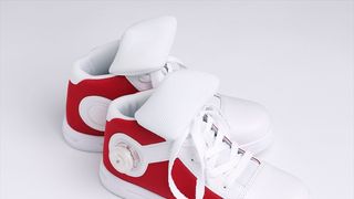 コナン「キック力増強シューズ」が商品化！