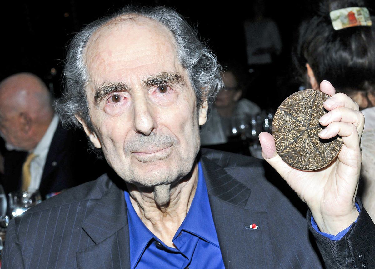 米作家フィリップ・ロスさん死去 『白いカラス』『エレジー』など映画化多数 シネマトゥデイ