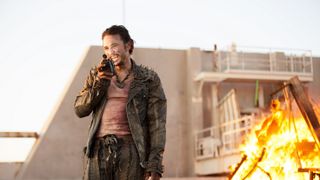 ジェームズ・フランコ監督&出演『フューチャーワールド』世紀末感漂う予告編が公開!