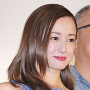 沢尻エリカ、あまりの可愛さに共演の猫を引き取る『猫は抱くもの』