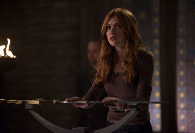 「シャドウハンター: The Mortal Instruments」シーズン3より