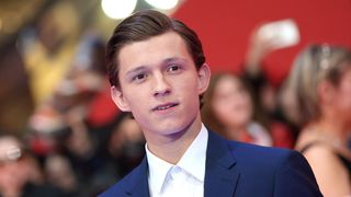 ジュラシック・ワールド監督、続編の内容をネタバレしたトム・ホランドを叱る
