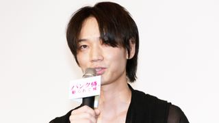 綾野剛『パンク侍』でケガだらけの撮影
