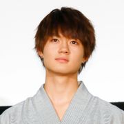 佐野勇斗、久々共演の葵わかなに感謝「幼なじみみたい」