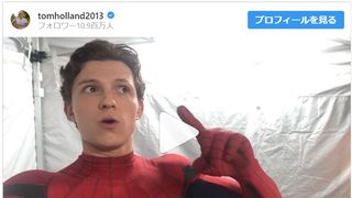 トム・ホランド、『スパイダーマン』続編のスーツ姿を公開！