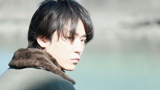 亀梨和也の憂いを帯びた瞳…「東野圭吾 手紙」新ビジュアル