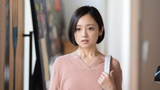 安達祐実が悩めるシングルマザー役!吉岡里帆主演「ケンカツ」4話