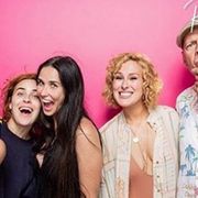 ブルース・ウィリス&デミ・ムーア、娘の30歳の誕生日で再会!
