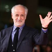 スキャンダルで物議醸したベルルスコーニ元首相描く新作、北米配給へ