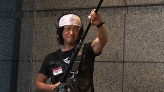 木村拓哉が怪しい音声スタッフに変装…モニタリング再参戦！