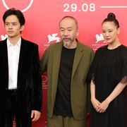塚本晋也、新作に込めた“叫び”!池松壮亮、蒼井優とともにベネチアで会見