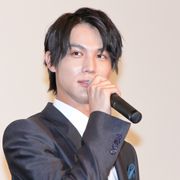 中川大志、迫真の壁ドンで女性ファンを魅了「俺の彼女になって!」