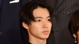 山崎賢人、映画『キングダム』に主演！来年4月19日公開