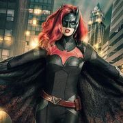 これがルビー・ローズ演じるバットウーマン!ビジュアル初公開