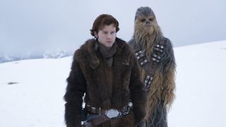 チューバッカと雪合戦！ハン・ソロ映画の未公開シーン