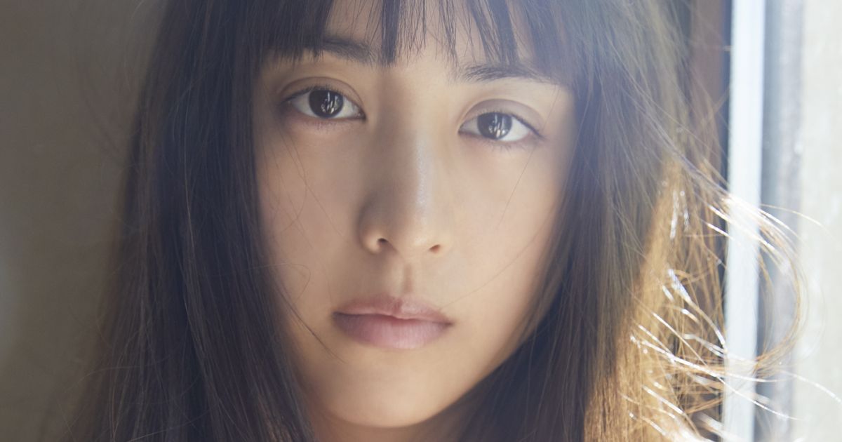 山本美月、すっぴん初公開！初写真集が発売 シネマトゥデイ
