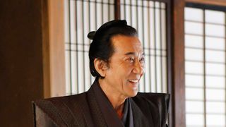 役所広司、サムライ姿で「峠」撮影中に小泉監督と会見