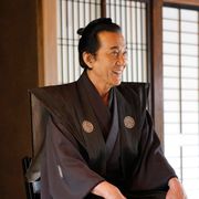 役所広司、サムライ姿で「峠」撮影中に小泉監督と会見