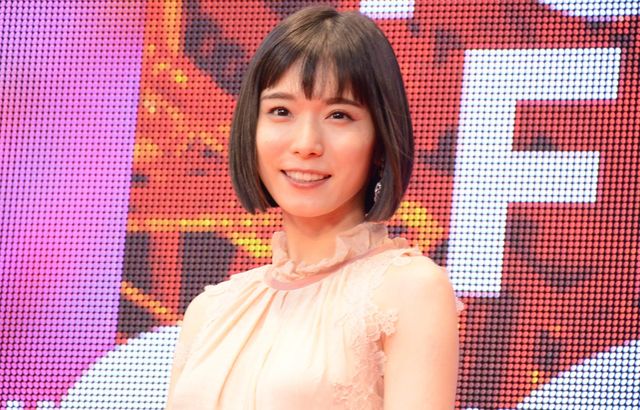 松岡茉優