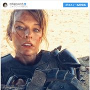 モンスターハンター実写映画、ゲームの武器を再現!ミラ・ジョヴォヴィッチが明かす